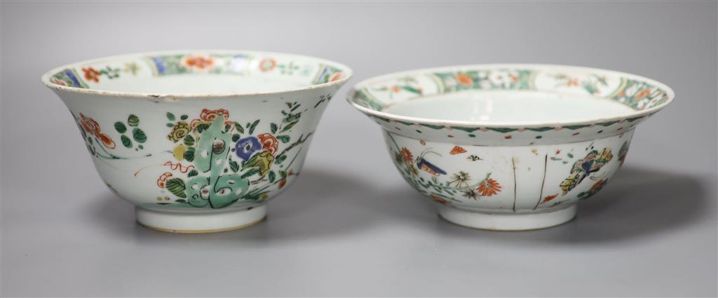 A pair of 18th century Chinese export famille rose bowls, Qianlong period, decorated with painted sprays and garlands of flowers,